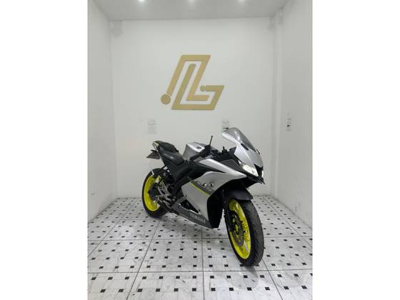 YAMAHA YZF R15 YAMAHA YZF R15